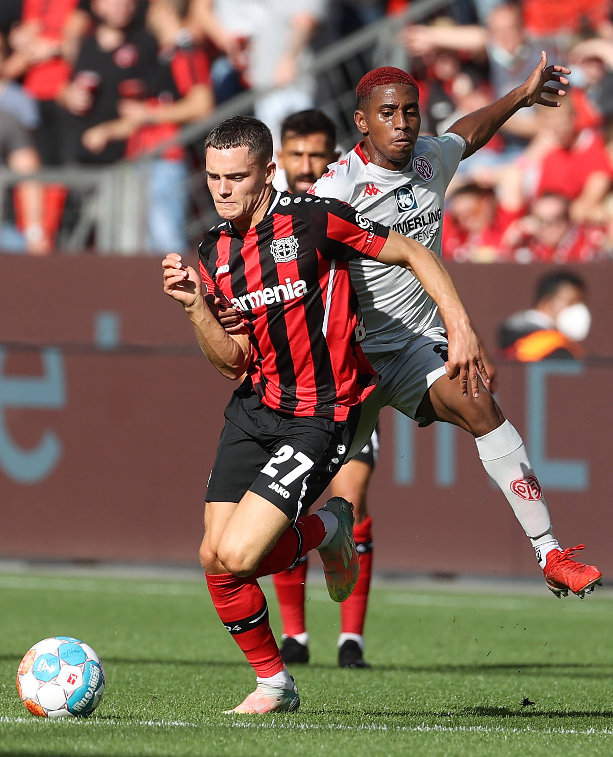 曝光下赢得 曝光下赢得