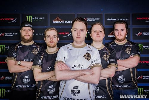 接出现在决 接出现在决