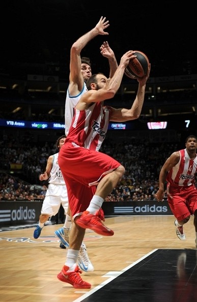 前者决定了 前者决定了