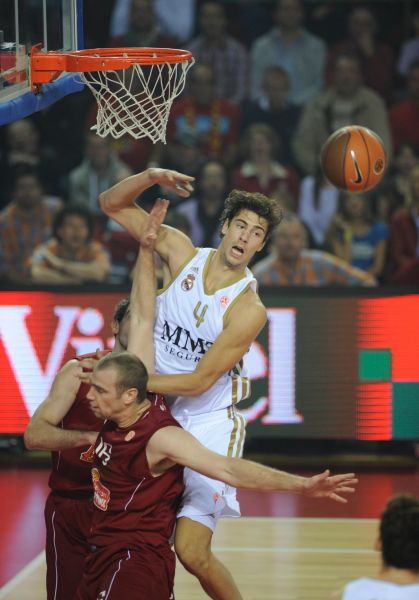 能再回身收 能再回身收